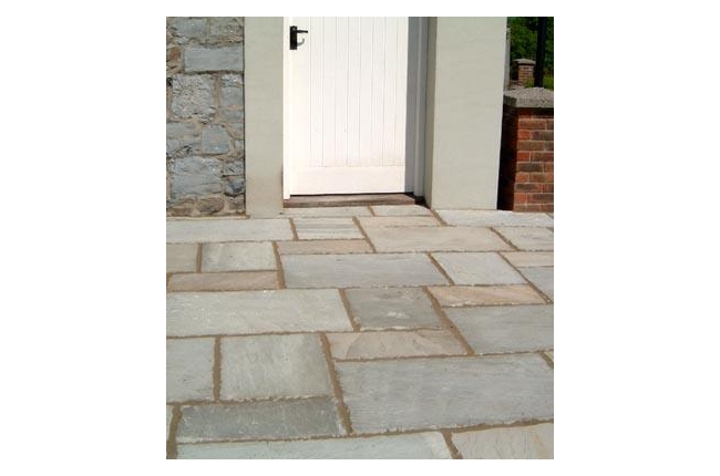 Paving in Pembrokeshire - The Slate Centre (image 12)